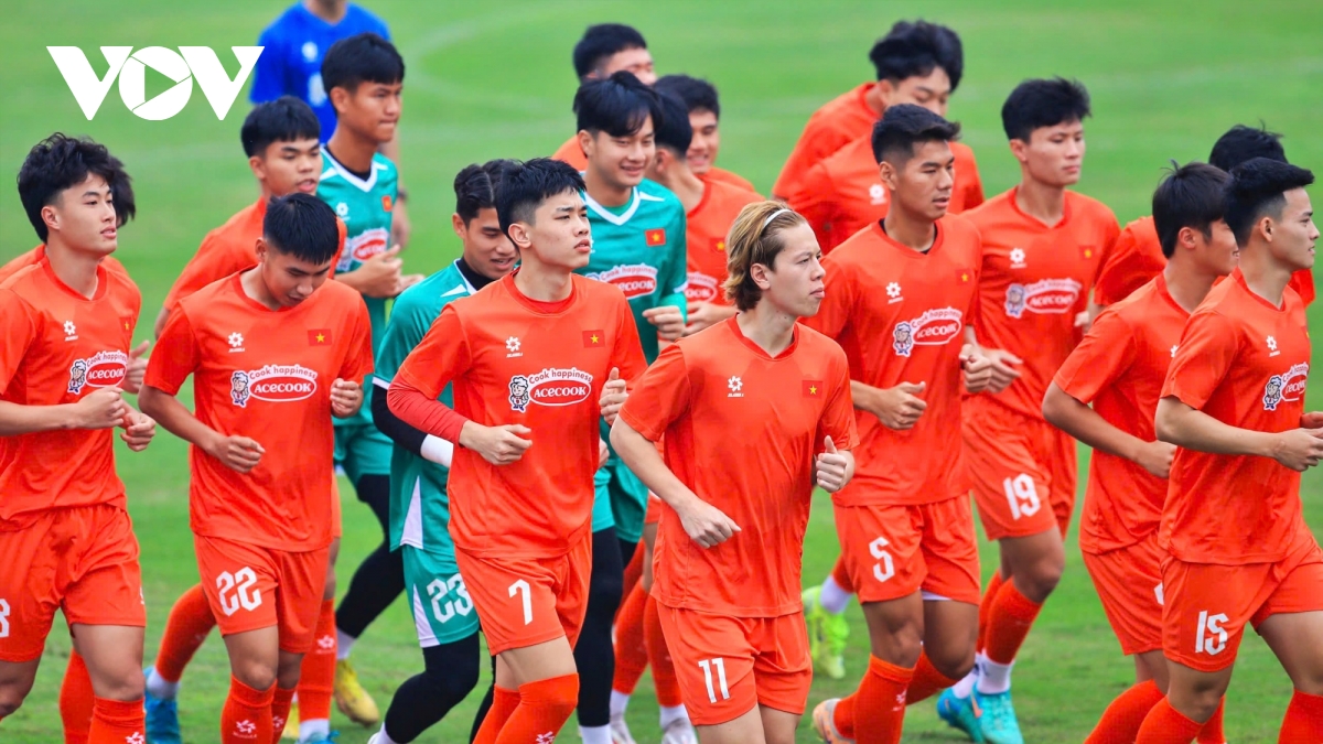 Đình Bắc nhắn nhủ HLV Kim Sang Sik trước thềm giải U23 Đông Nam Á 2025
